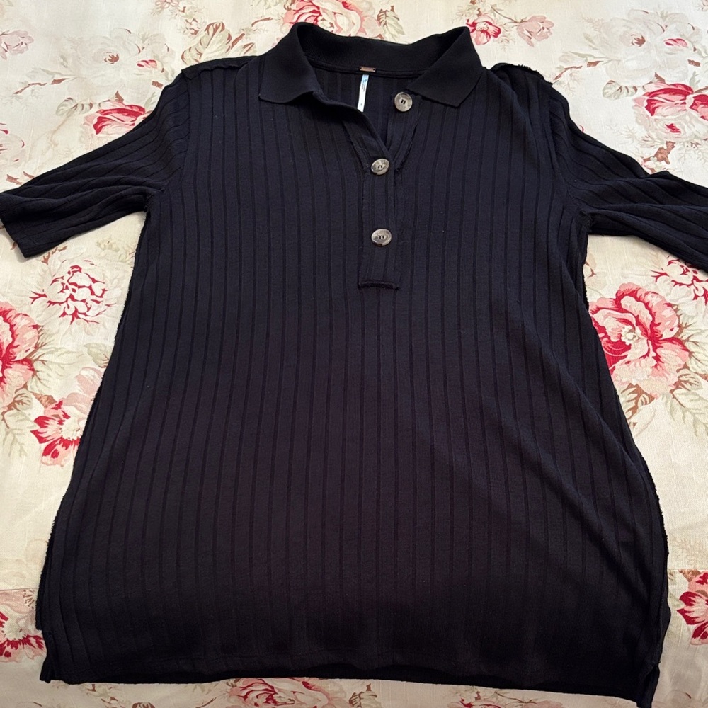 Free People copper tag quarter sleeve and quarter button up ribbed with collar